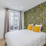 Nid Douillet Pour Deux Coeur Du 19E Arrondissement