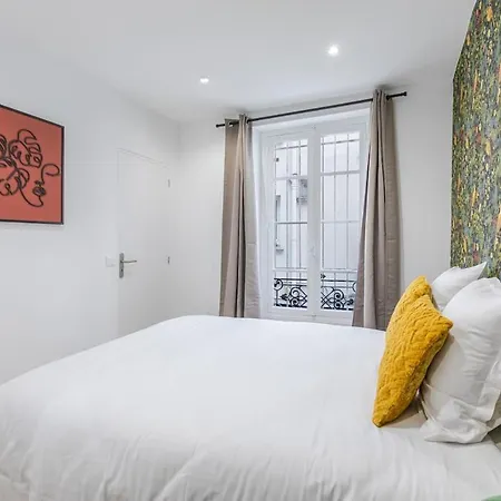 Appartamento Nid Douillet Pour Deux Coeur Du 19e Arrondissement Parigi